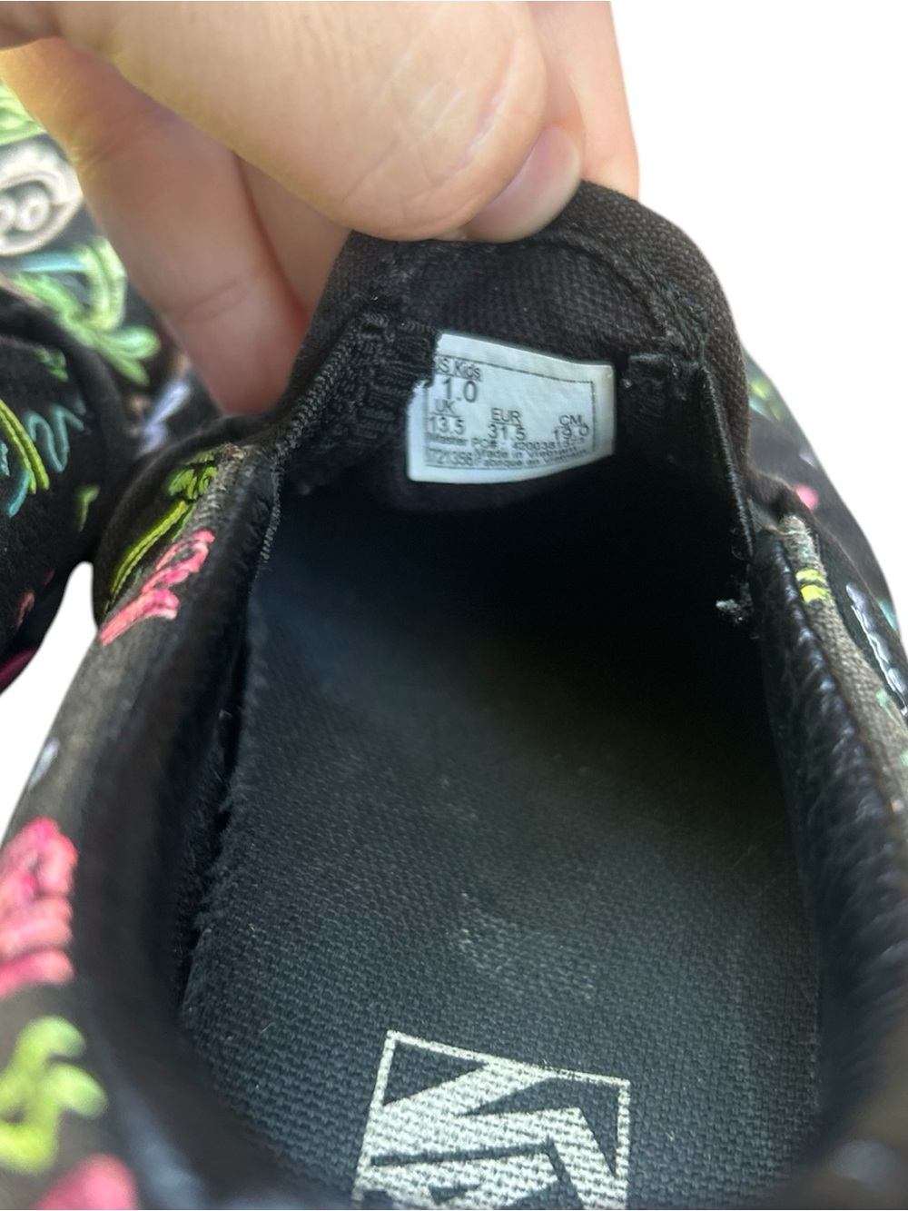 Vans Kids Slip-On Sneakers Black with Neon Multicolor Doodles Very Rad 1 Youth - Picture 6 of 6